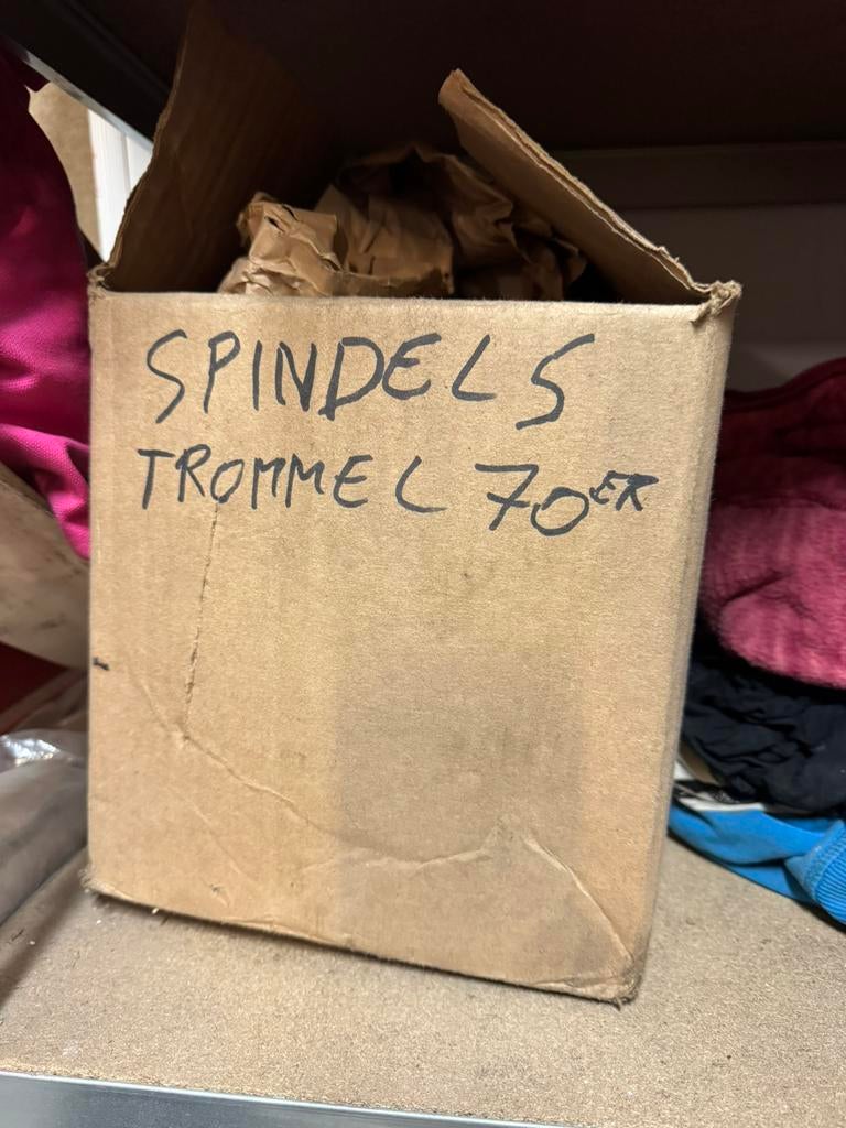 Originele spindels voor trommelremmen, Ophalen