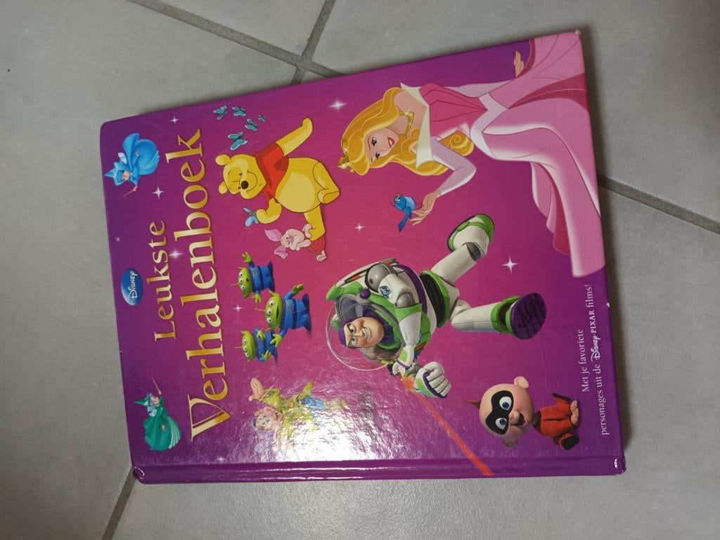 Leuke verhalenboek, Ophalen