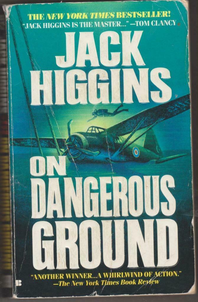 Sur un terrain dangereux de Jack Higgins, Livres, Langue | Anglais, Utilisé, Fiction, Envoi