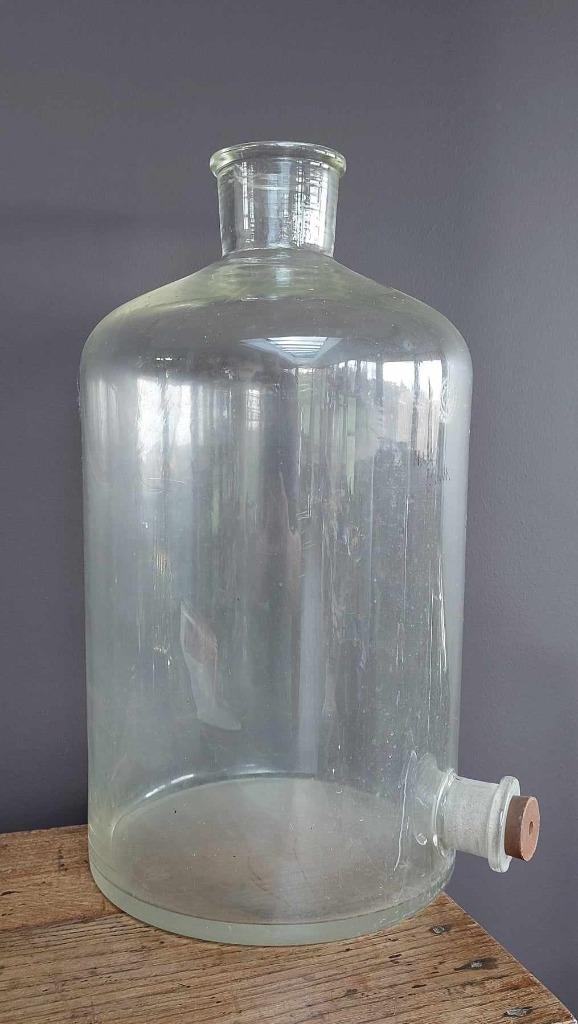 Ancienne grande bouteille de laboratoire verre transparent, Antiquités & Art, Enlèvement ou Envoi
