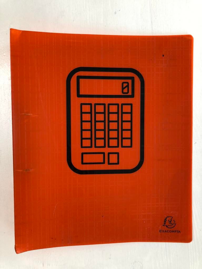Couverture orange A4 avec calculatrice, Divers, Fournitures scolaires, Utilisé, Enlèvement ou Envoi