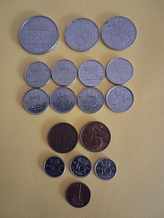Nederland: partij oude munten 1967-1985, Verzenden, Koningin Juliana, 2½ gulden, Setje