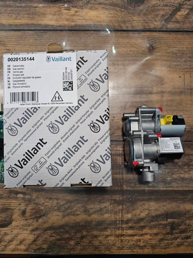 Gasblok uit vaillant ecotec plus, Enlèvement