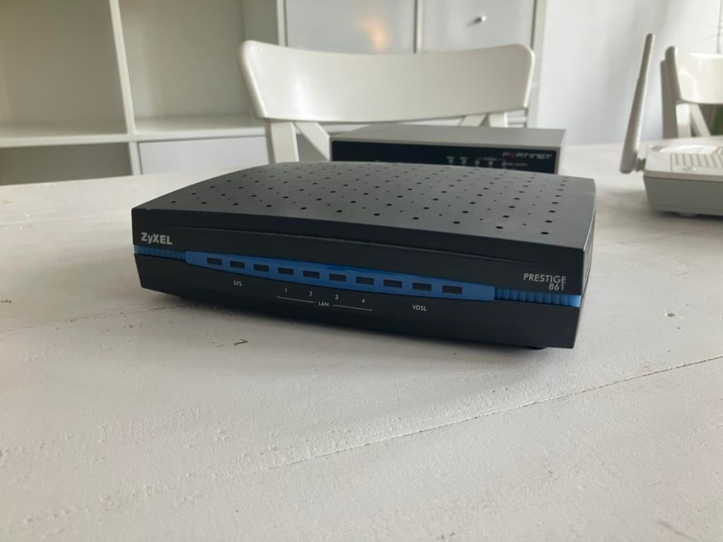 Zyxel VDSL modem-router, Enlèvement ou Envoi, Utilisé