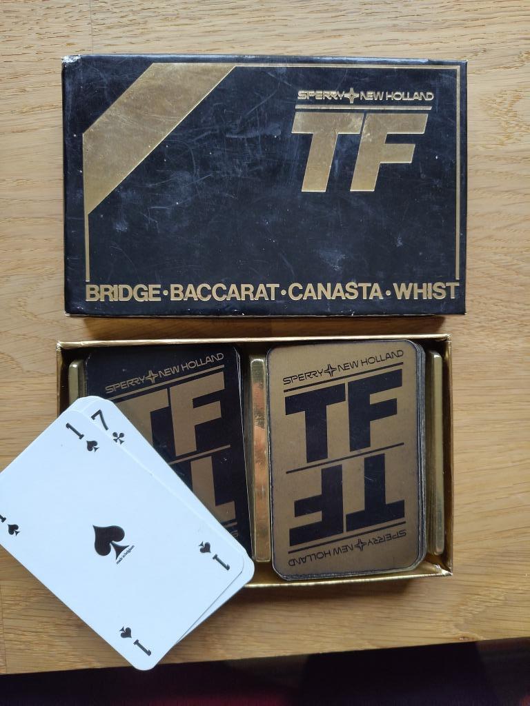 KAARTENSET BRIDGE BACCARAT CANASTA WHIST, Ophalen of Verzenden, Zo goed als nieuw