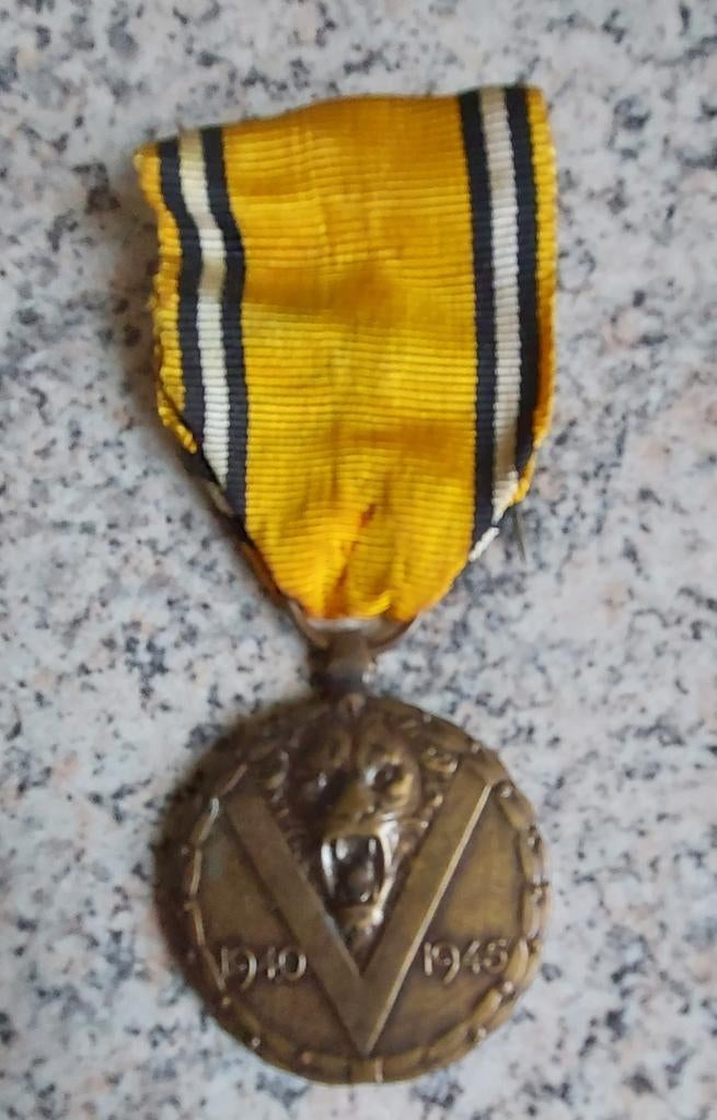 Médaille commémorative 1940 1945, Ophalen of Verzenden