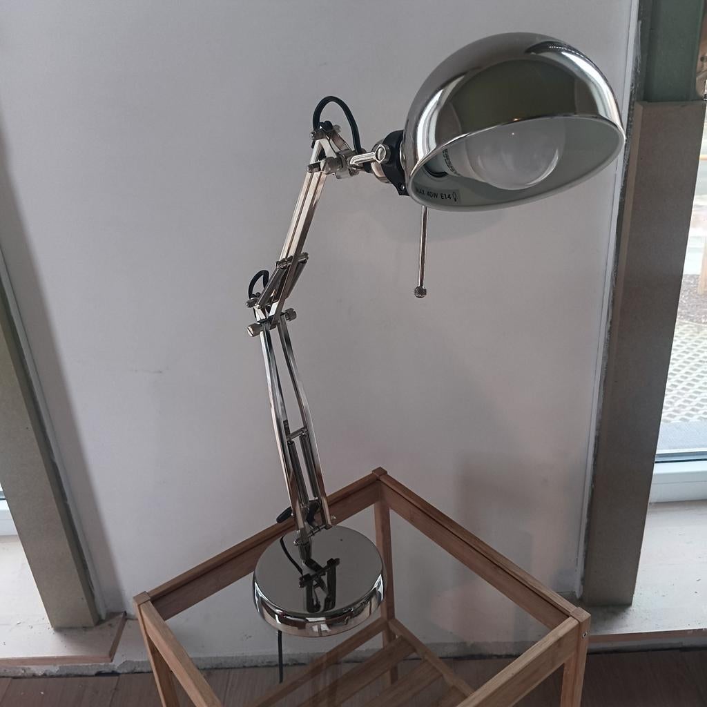 Bureaulamp ikea, Huis en Inrichting, Lampen | Tafellampen, Ophalen