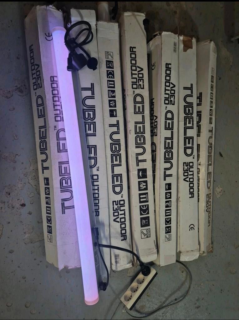 jbsystems 230v LED-buis voor buiten, Ophalen