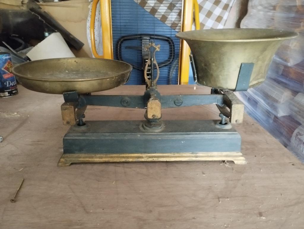 ancienne balance en fonte, Electroménager, Enlèvement, Utilisé, Autres types