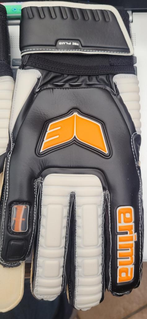 Gant de gardien de But, Enlèvement, Neuf, Gants