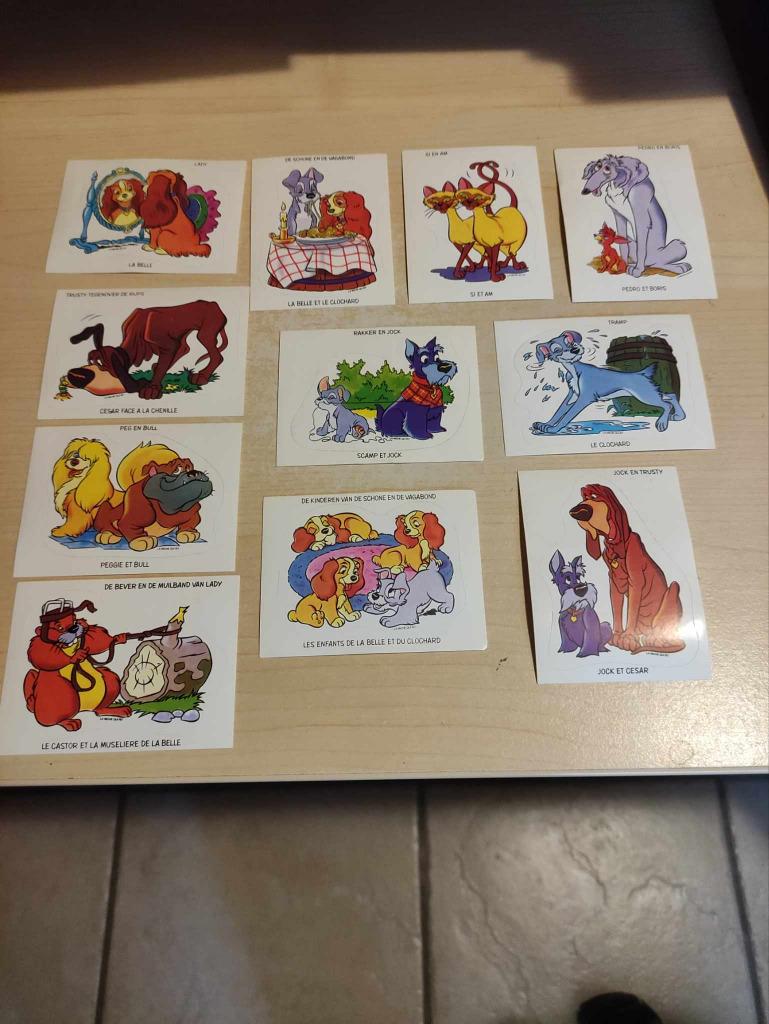 set complet stickers la belle et le clochard la vache qui r, Collections, Enlèvement ou Envoi, Cendrillon ou Belle, Neuf, Image ou Affiche