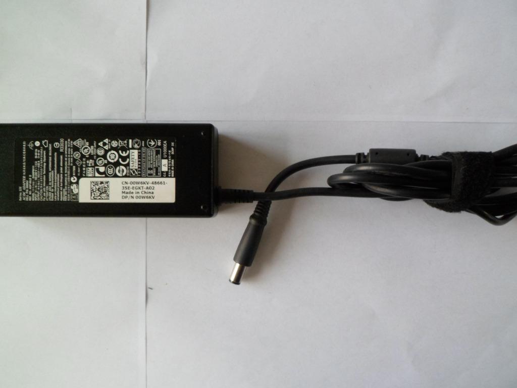 Chargeur adaptateur secteur Dell 90 watts 100-240 VAC => 19,, TV, Hi-fi & Vidéo, Chargeurs, Comme neuf, Enlèvement ou Envoi