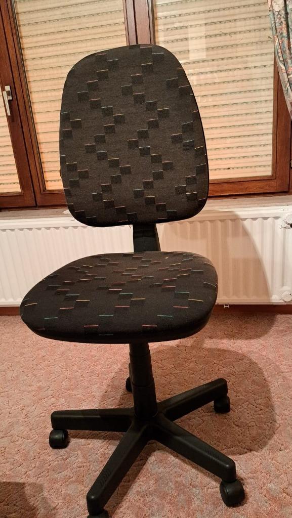 Chaise de bureau- idéale pour chambre d'étudiant/télétravail, Enlèvement, Comme neuf, Autres couleurs, Chaise de bureau