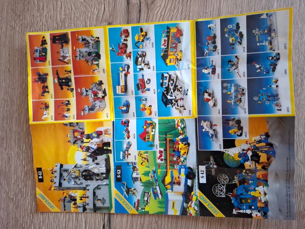 Dossier Lego de 1984, Envoi, Comme neuf, Lego