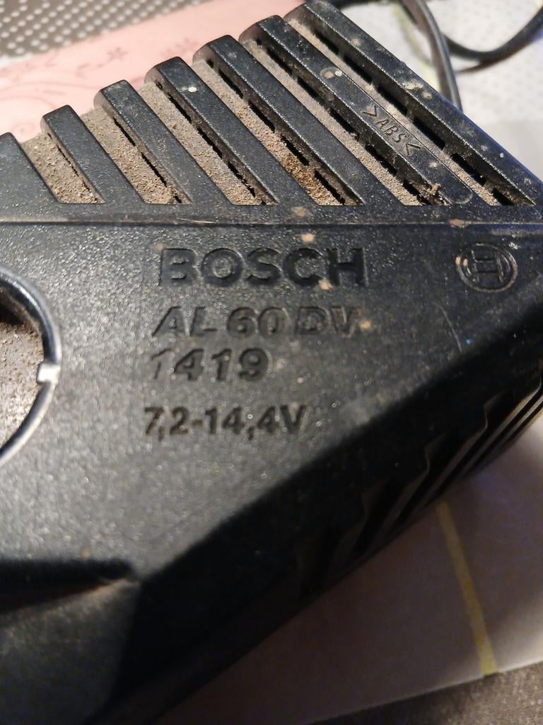 Chargeur accu bosch, Enlèvement