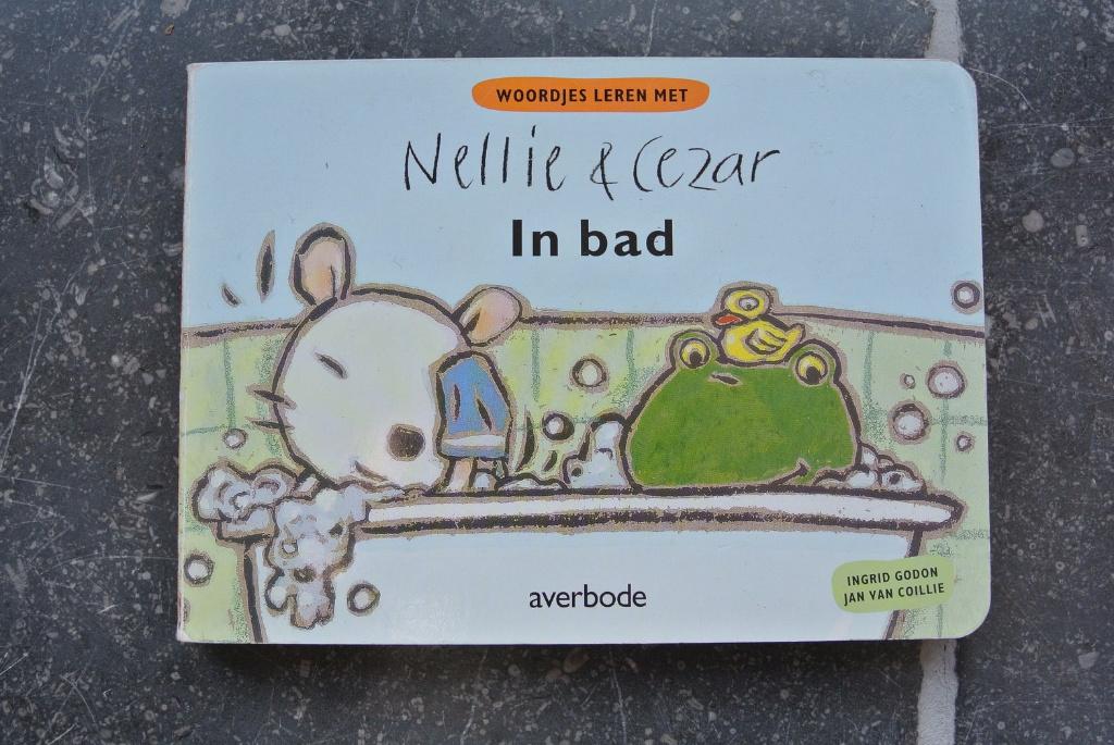 Nellie en Cezar in bad, Ophalen of Verzenden