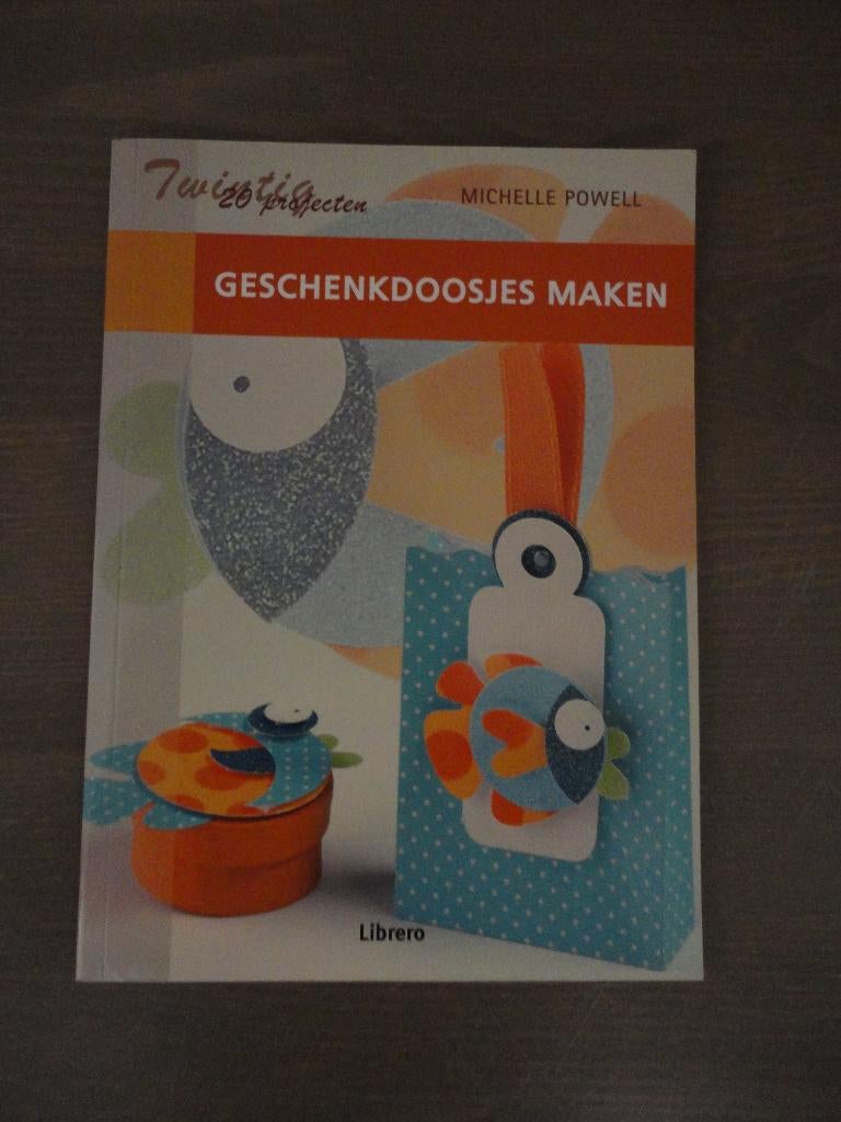 20 Projecten Geschenkdoosjes maken - Michelle Powell, Boeken, Hobby en Vrije tijd, Michelle Powell, Ophalen of Verzenden, Zo goed als nieuw