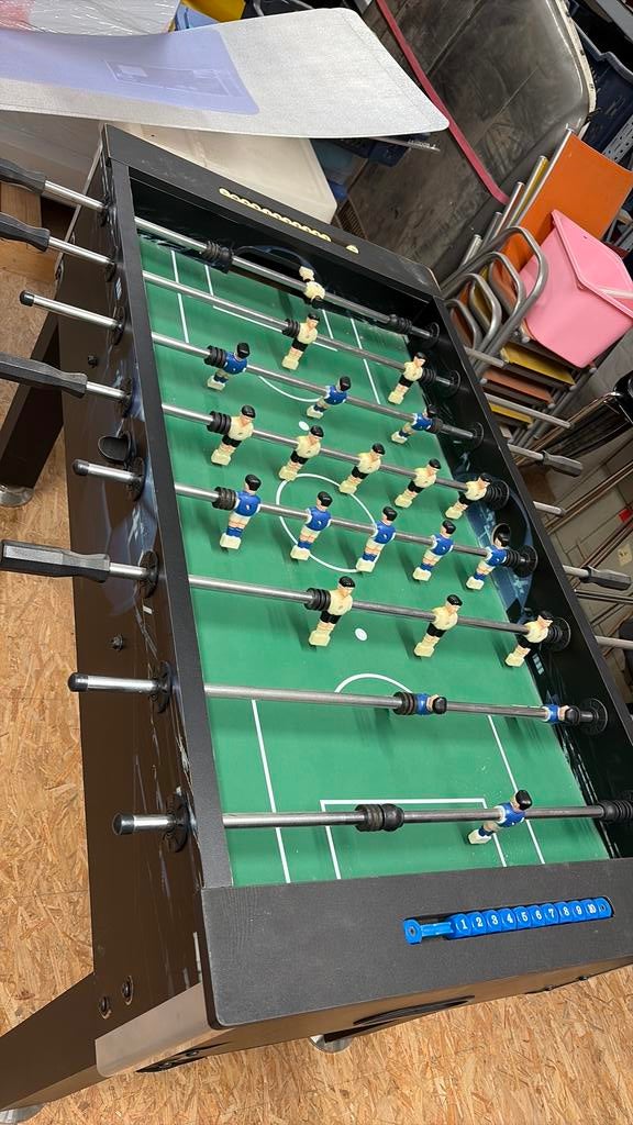 Voetbaltafel, Ophalen, Zo goed als nieuw