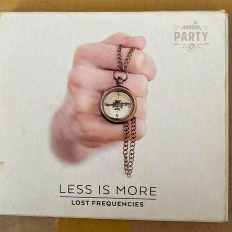 COMME NOUVEAU CD A PERDU DE LA FRÉQUENCE/MOINS C'EST PLUS !, CD & DVD, CD | Pop, Comme neuf, Enlèvement ou Envoi
