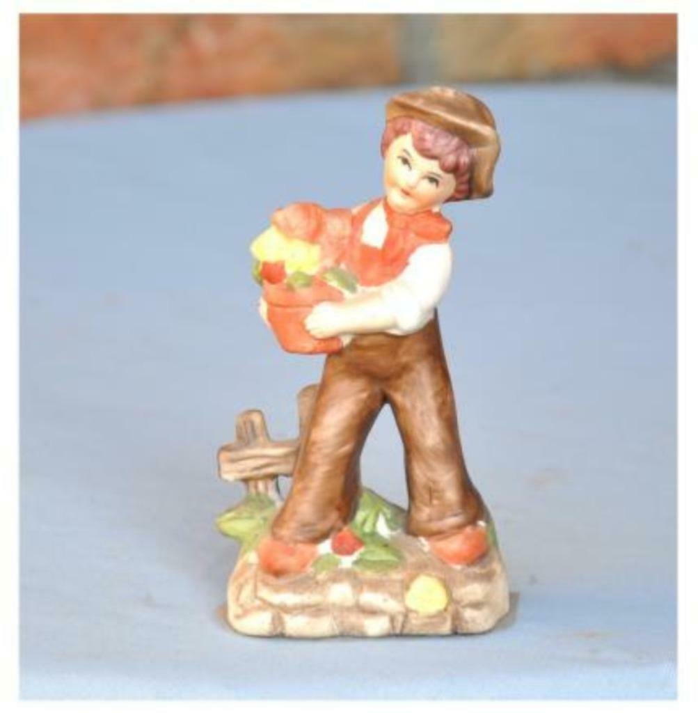 §statuette en biscuit le fleuriste, Enlèvement ou Envoi
