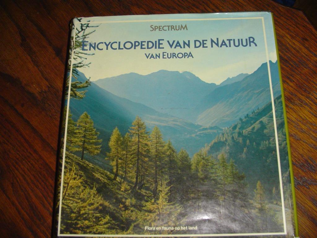 Spectrum Encyclopedie van de natuur van Europa, Ophalen of Verzenden, Gelezen