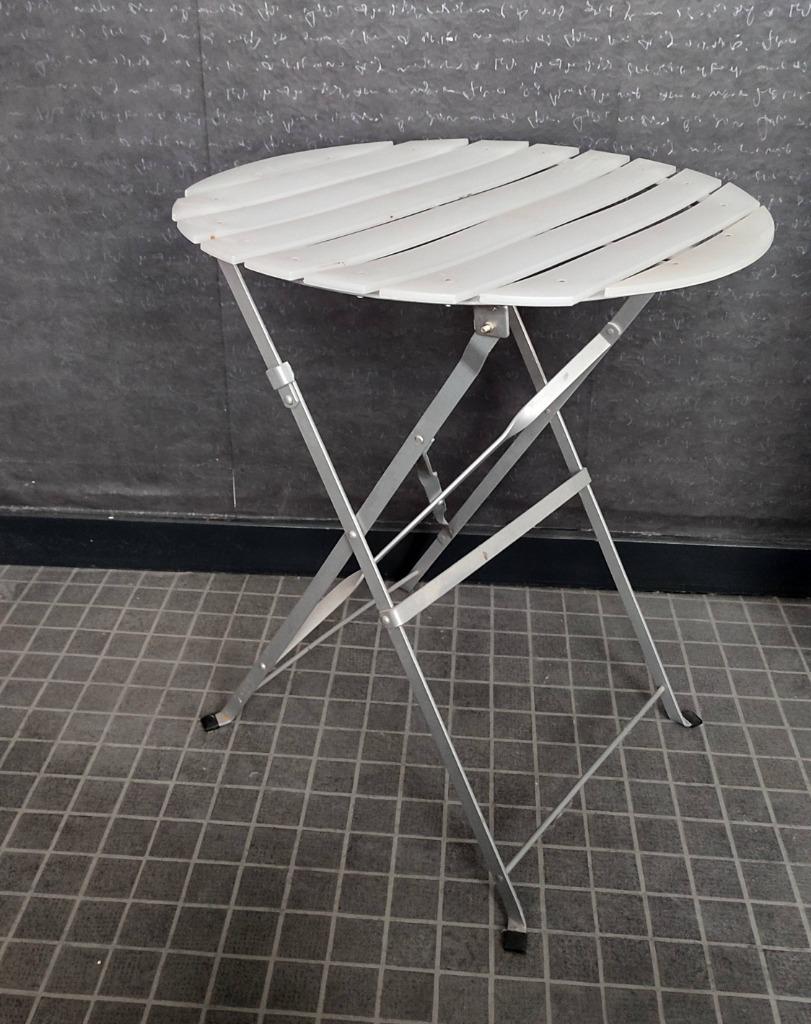 rond (60 cm) wit plooituintafeltje met twee plooistoelen, Ophalen, Zo goed als nieuw, Rond, Kunststof
