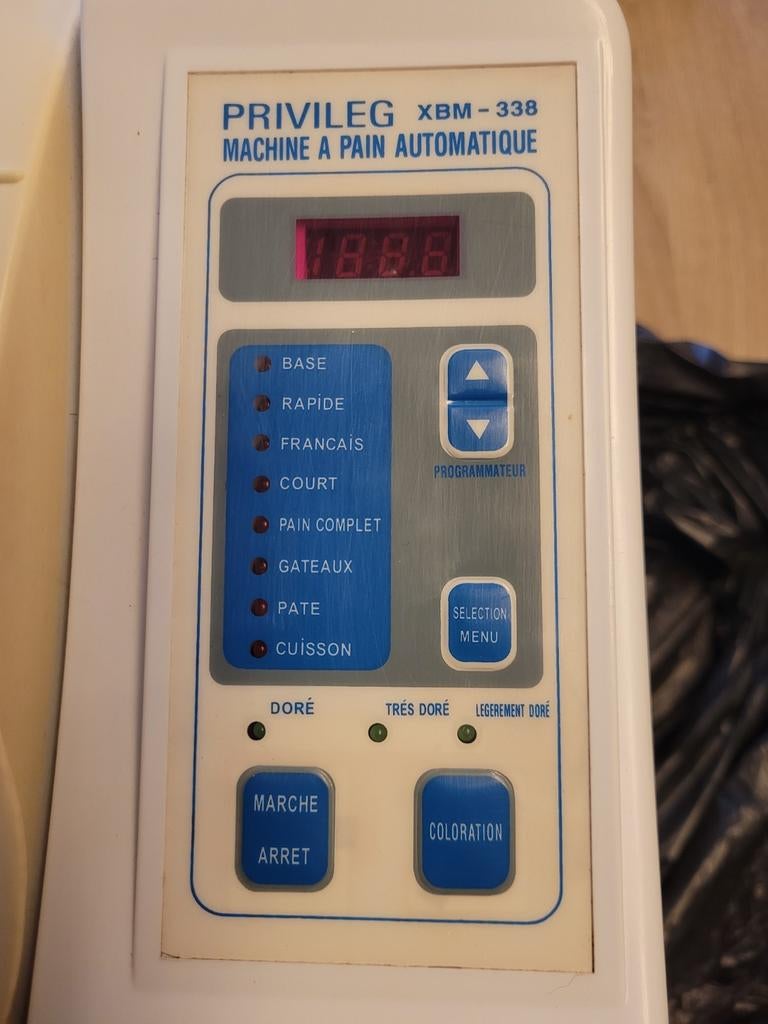 Machine à pain, Ophalen