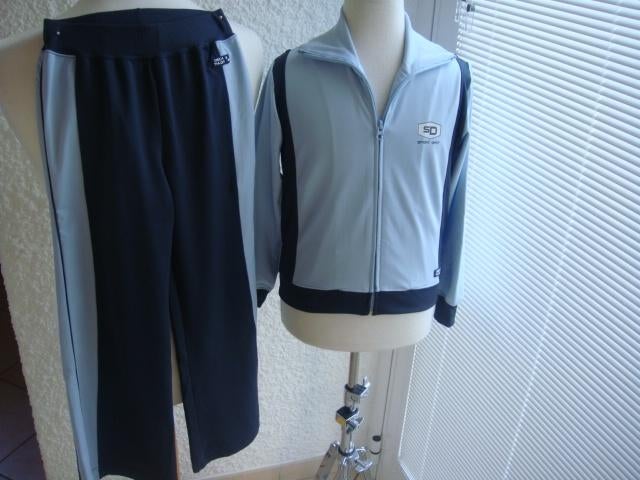 Jogging Bleu Clair/ Foncé. Marque "Décathlon". 8 ans., Enfants & Bébés, Vêtements enfant | Taille 128, Garçon ou Fille, Decathlon