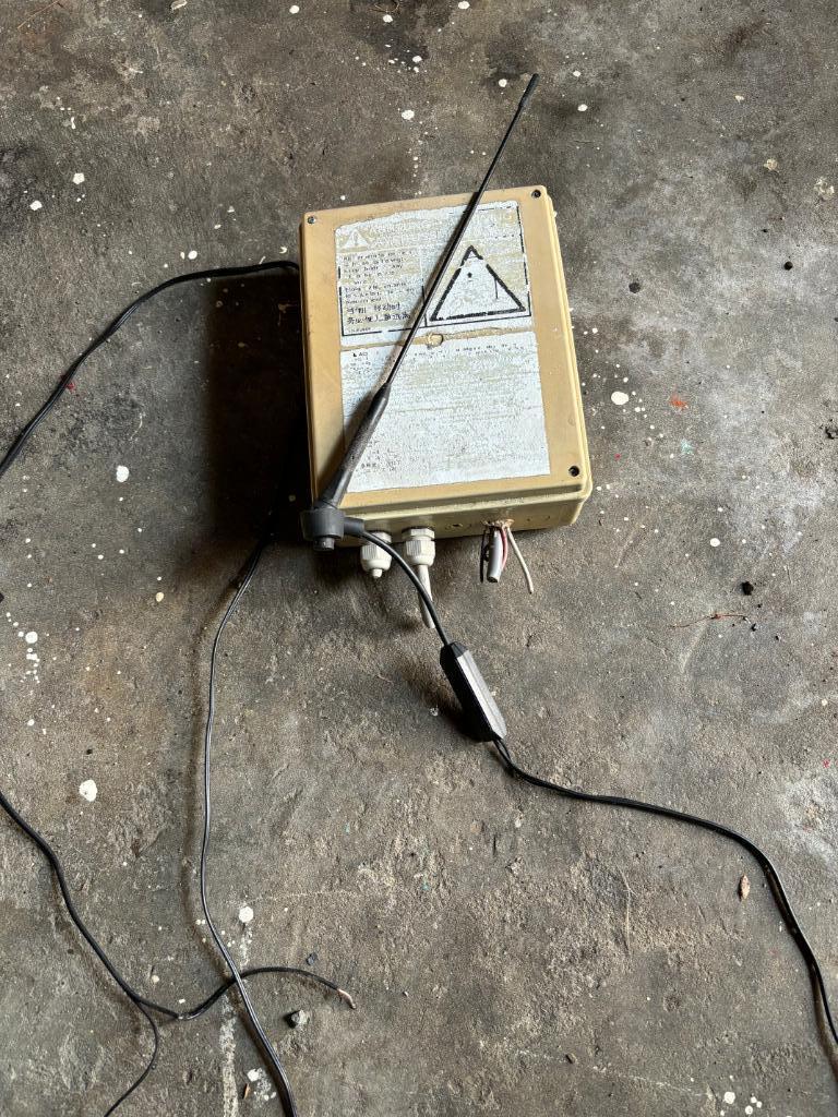 Stuurdoos voor electrische poort, Tuin en Terras, Tuinpoorten, Ophalen, Gebruikt, Overige materialen, Draaipoort