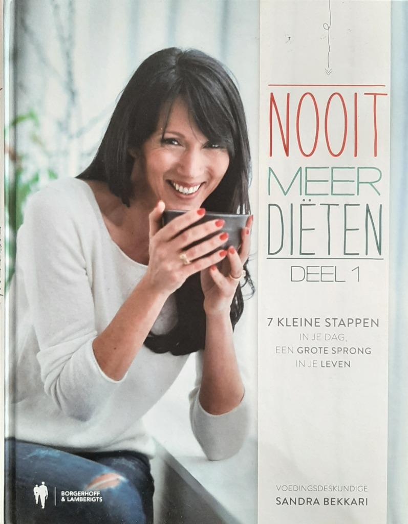 Sandra Bekkari Nooit meer diëten (deel 1 en 2)ZGAN, Ophalen of Verzenden, Zo goed als nieuw, Sandra Bekkari, Europa