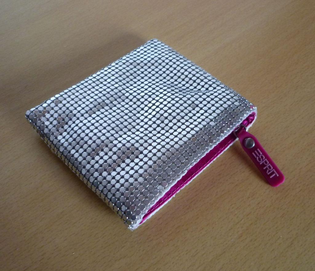Zilverkleurige metalen pailletten portefeuille portemonnee, Bijoux, Sacs & Beauté, Porte-monnaie & Portefeuilles, Esprit, Enlèvement ou Envoi