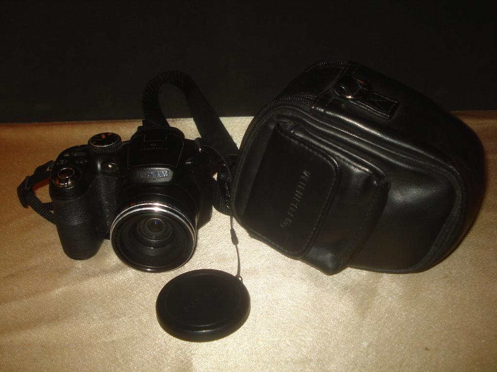 FUJIFILM Finepix S2980 Appareil Photo Numérique Zoom X 15, Audio, Tv en Foto, Fotocamera's Digitaal, 14 Megapixel, Gebruikt, Compact