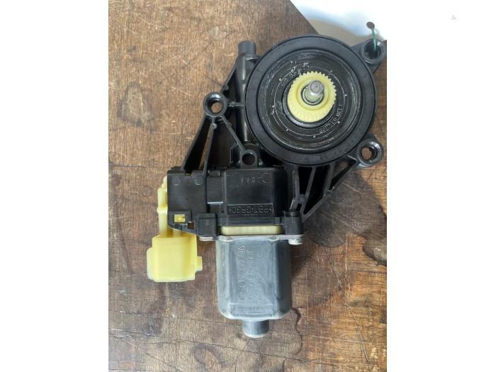 Moteur de vitre portière d'un Ford Fiesta, Enlèvement ou Envoi, 3 mois de garantie, Utilisé, Ford