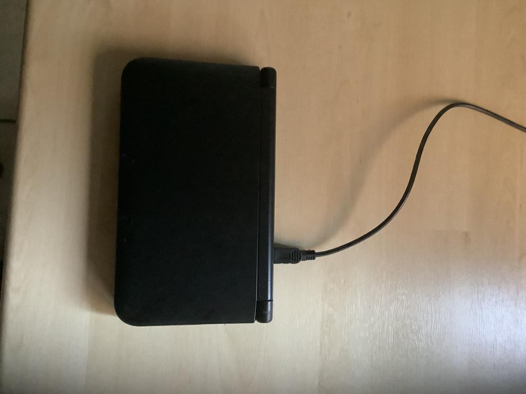 Nintendo 3 DS Xl, Games en Spelcomputers, Spelcomputers | Nintendo 2DS en 3DS, Ophalen, Zwart, 3DS XL, Zo goed als nieuw