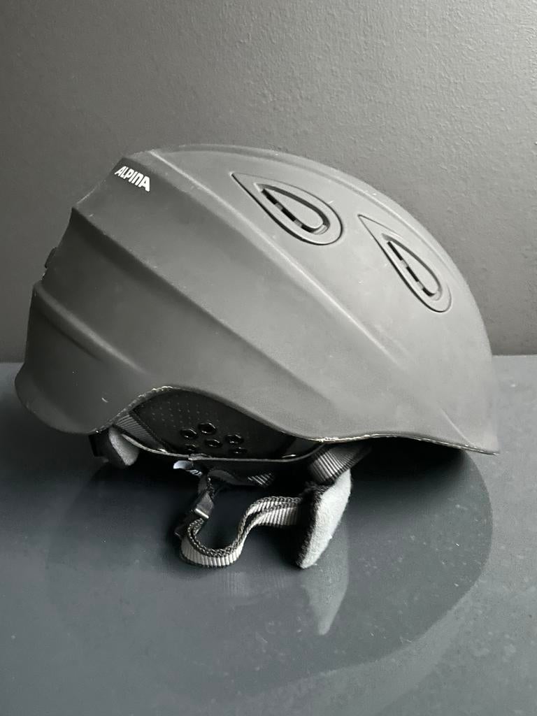 Skihelm Alpina zwart, Overige merken, Ophalen of Verzenden, Zo goed als nieuw, Kleding