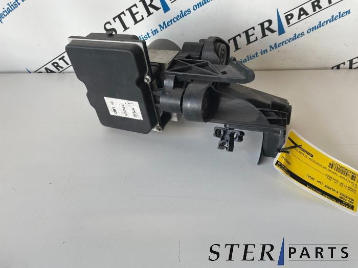 Pompe ABS d'un Mercedes E-Klasse, 3 mois de garantie, Utilisé, -, -