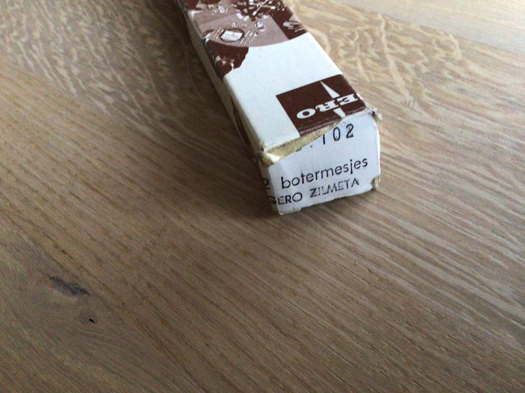 Gero zilmeta, 2 botermessen, nieuw, decor Menuet, Ophalen of Verzenden, Nieuw