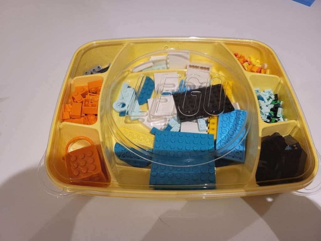 Lego Dots 41937, Ophalen