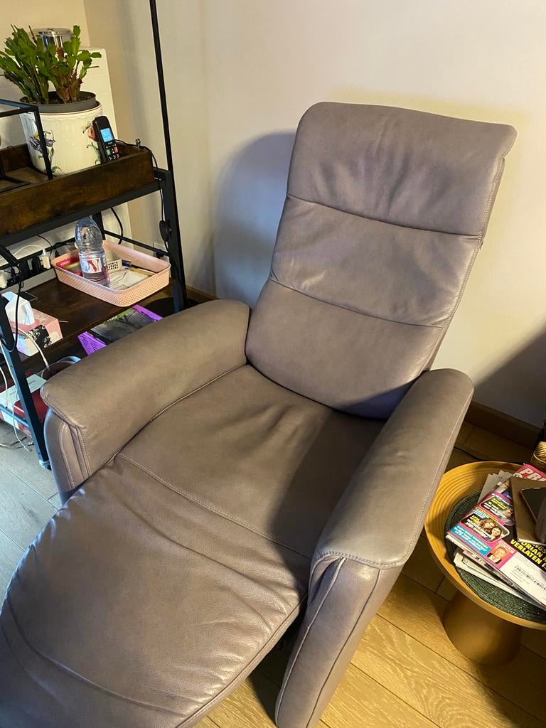 2 relaxen van Hukla, Ophalen, Zo goed als nieuw, Leer