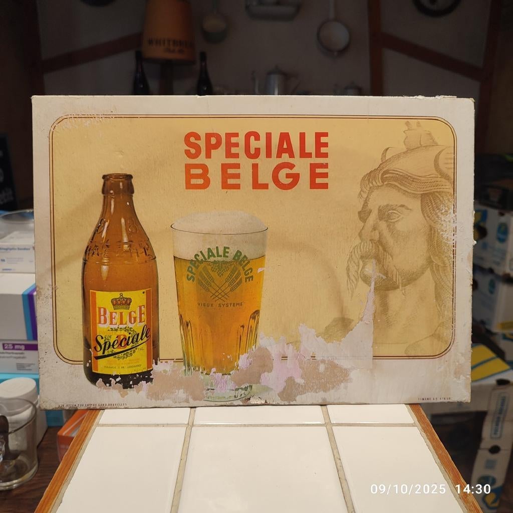 Ancienne publicité en carton SPÉCIALE BELGE 1963 ., Enlèvement ou Envoi, Utilisé, Panneau publicitaire