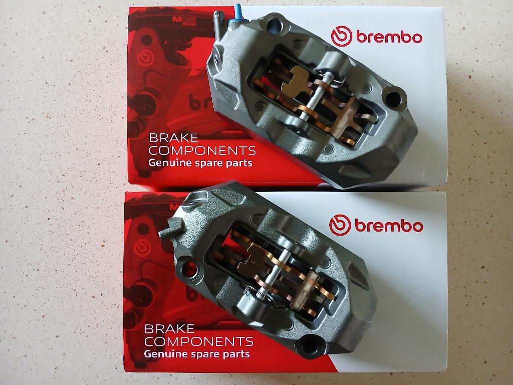 Ducati - Nieuwe Brembo-remklauwen en remblokken, Verzenden, Nieuw