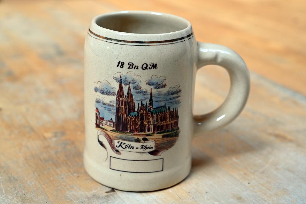 18 Bn Quartier-Maître - Chope, Envoi, Armée de terre, Emblème ou Badge