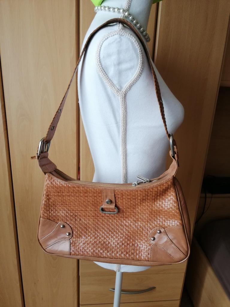 Nieuw: mooie beige boekentas, 2 leren zakken, Ophalen of Verzenden, Nieuw, Beige