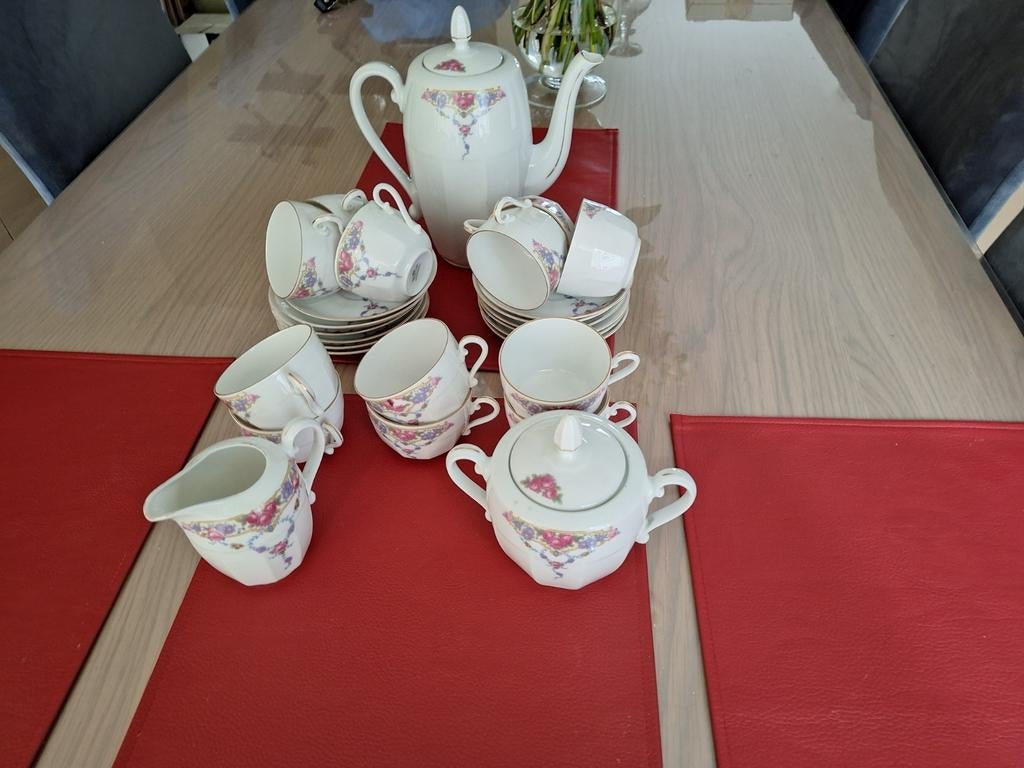 Boheems koffieservies, Ophalen