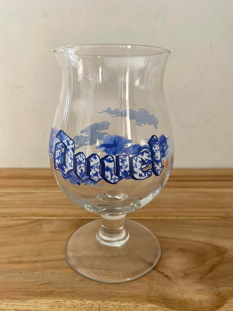 Duvelglas Porselein, Enlèvement