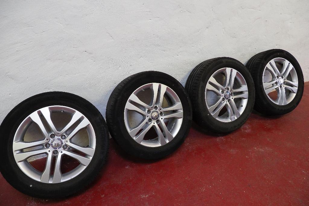 Pneus Mercedes GLA 18 pouces, Pneus été, Enlèvement, Utilisé, Pneu(s)