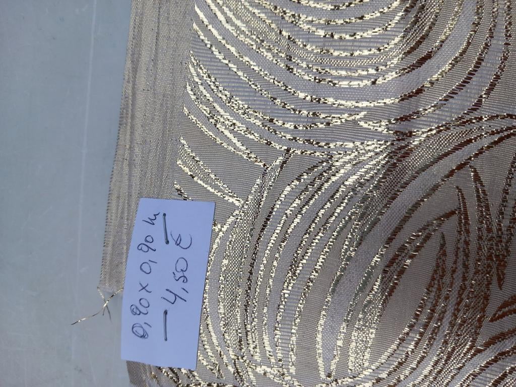 Coupon tissus lamé,  doré   0.90x0.90 m, Hobby & Loisirs créatifs, Enlèvement ou Envoi