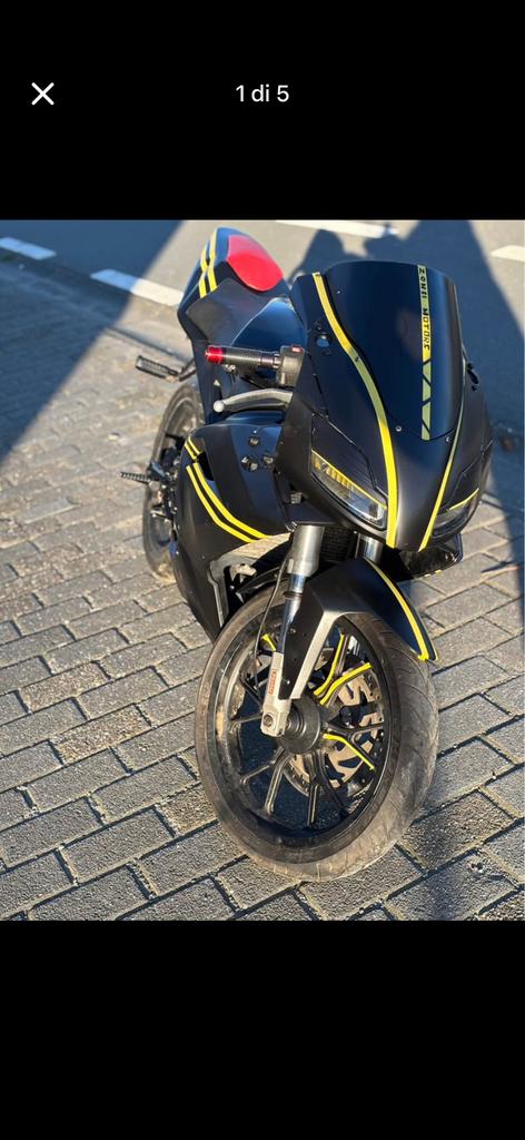 Aprilia RS50 B klasse met alle papir start en rijd, Ophalen of Verzenden, Zo goed als nieuw