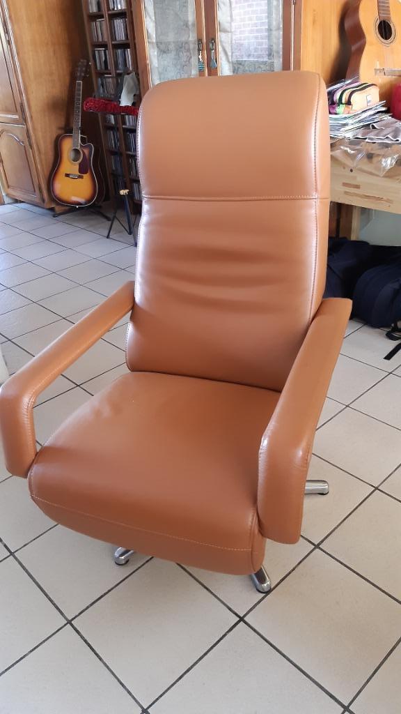 Koinor design elektrische fauteuil, Ophalen, Minder dan 75 cm, Design, Leer