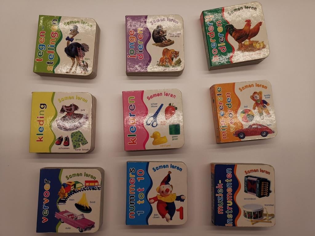 9 kartonnen boekjes voor peuters, Boeken, Ophalen of Verzenden, Gelezen